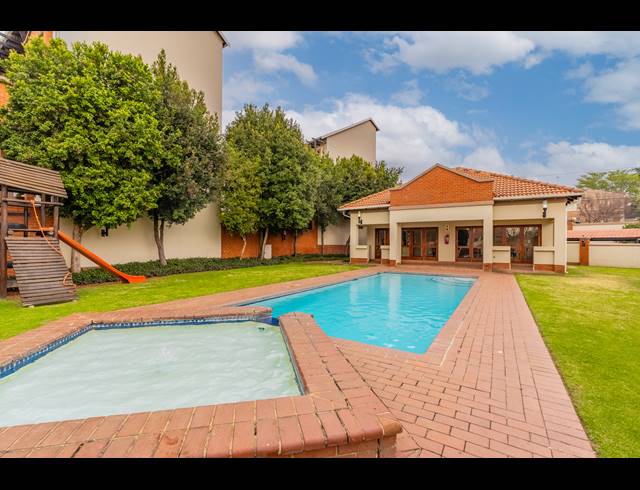 2 BEDROOM APARTMENT FOR SALE IN PAULSHOF